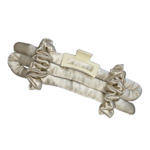 Natūralaus šilko garbanojimo juosta su šilkinėmis gumytėmis ir segtuku